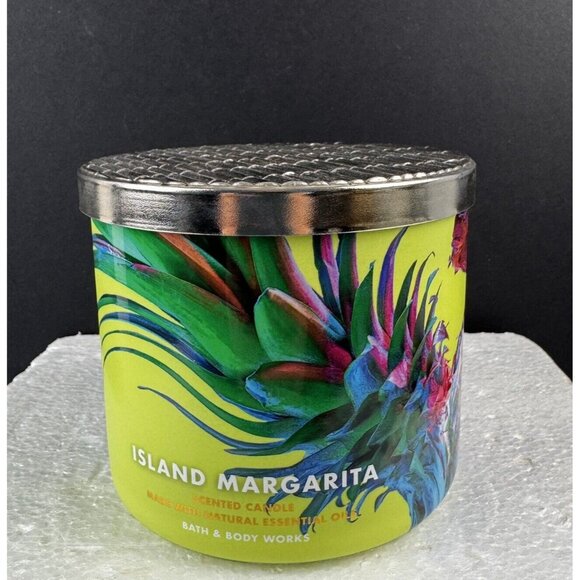 Bath & Body Works Island Margarita Candle 3-Wick Scented 14.5 oz NEW - Picture 2 of 5